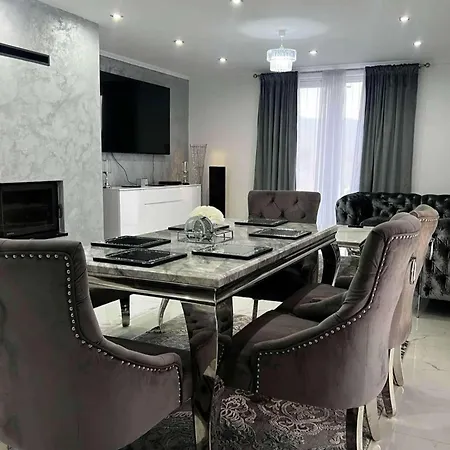 4-bed Retreat - Bbq Garden & Stunning Views Villa