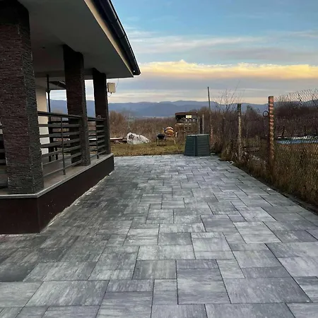 4-bed Retreat - Bbq Garden & Stunning Views Kosice